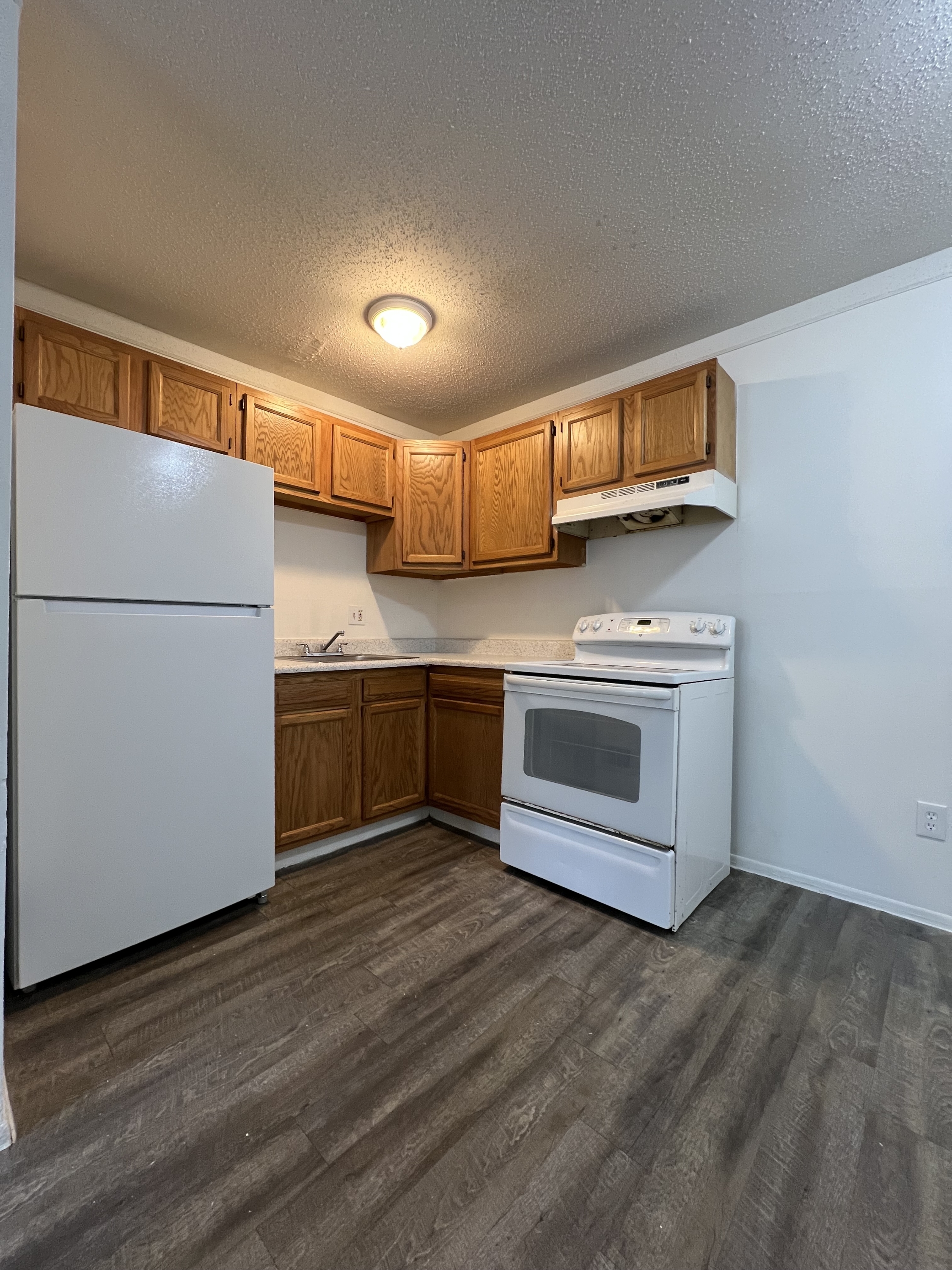 4581 High Street - 6